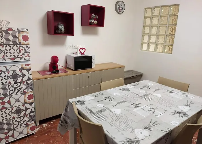 Le Di Elisa 3 * ג'נובה